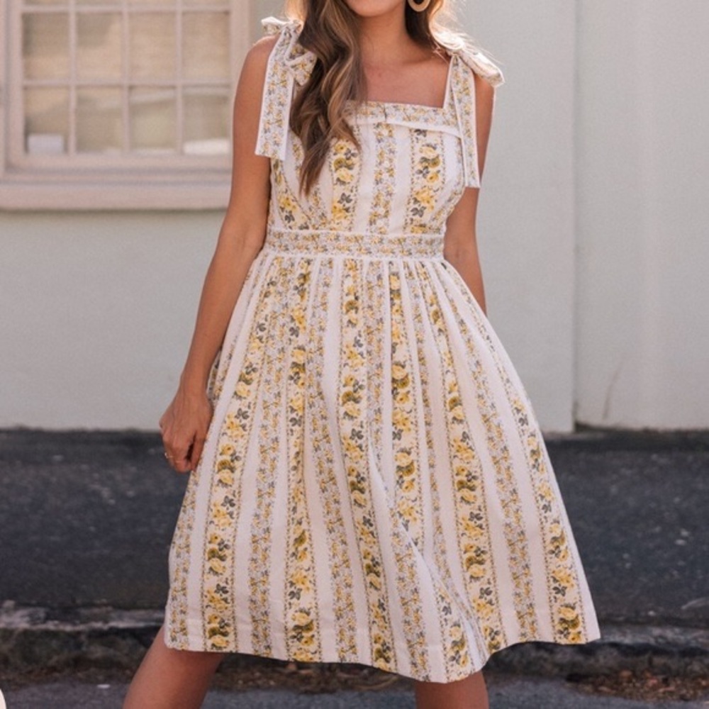 Gal Meets Glam Collection Yellow Arina Dress